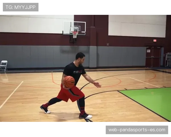 全面解析篮球比赛中回场规则差异的核心定义与判罚尺度