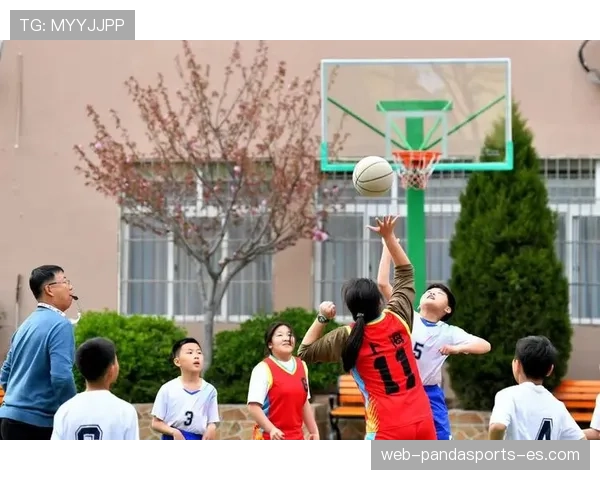 发球规则怎么执行？篮球新手如何正确发球？